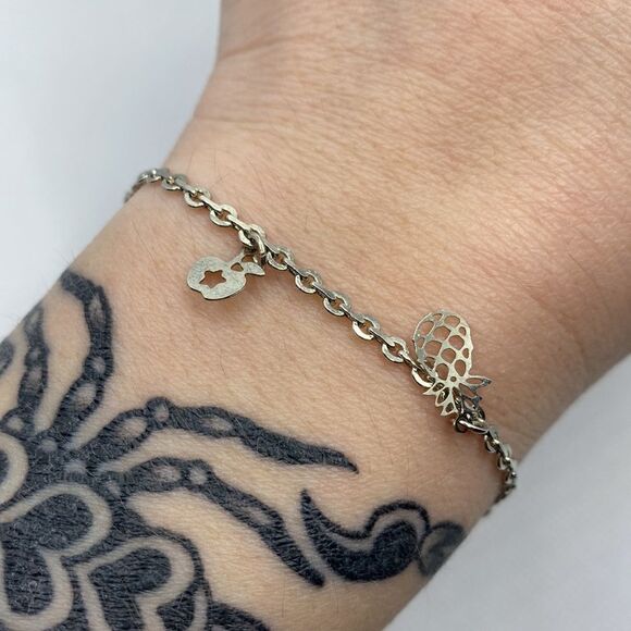 💛 18k White Gold Plated Pineapple & Apple Anklet - Picture 3 of 4